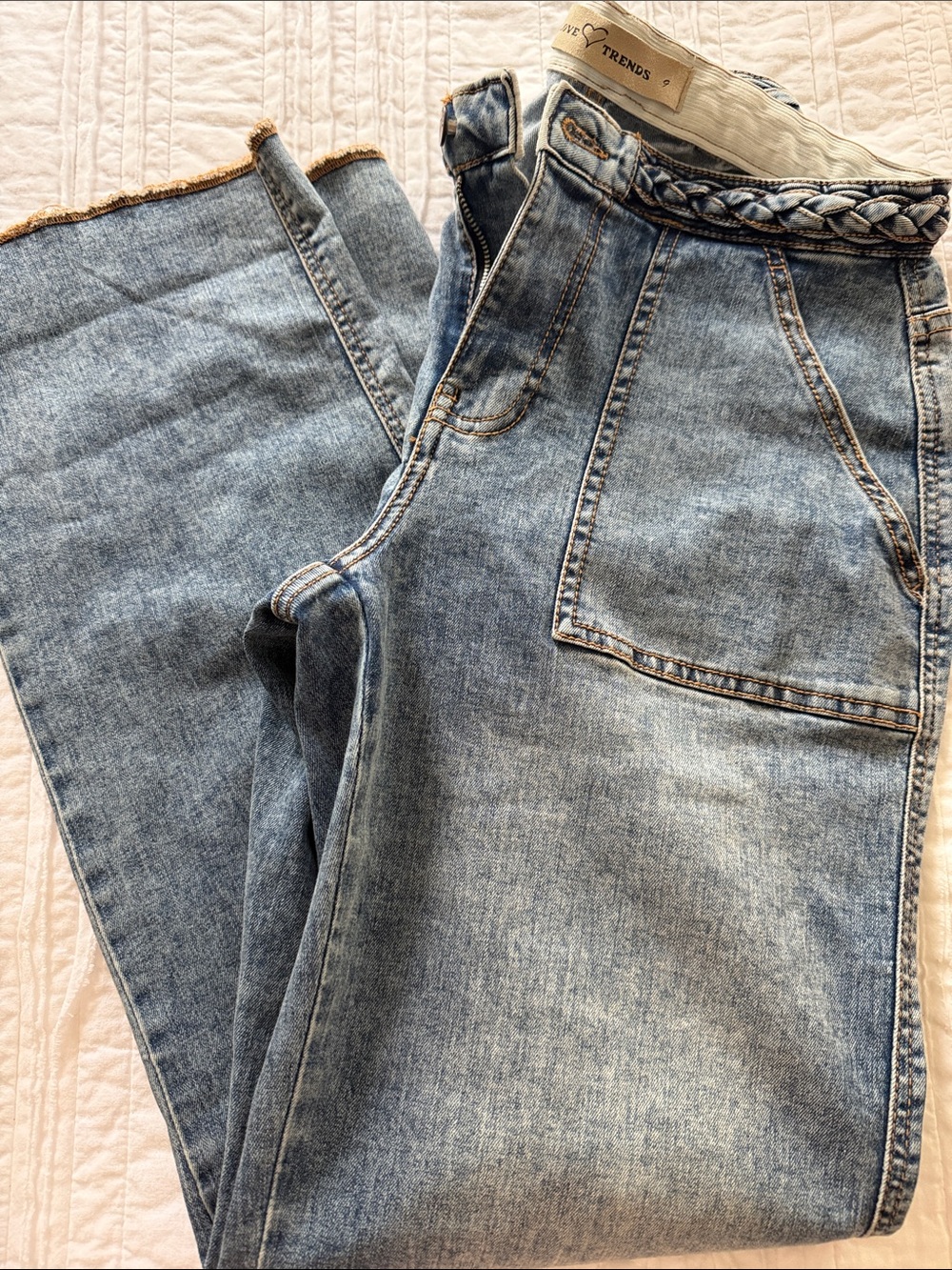 High-Rise Light Blue Women’s Jeans with Braided Waist Detail